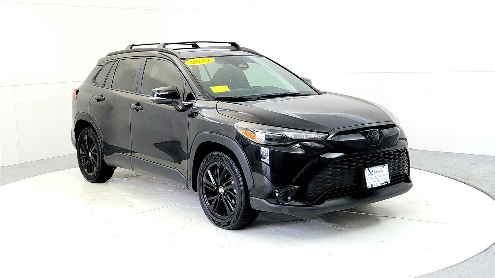 Used 2024 Toyota Corolla Cross Nightshade image 7