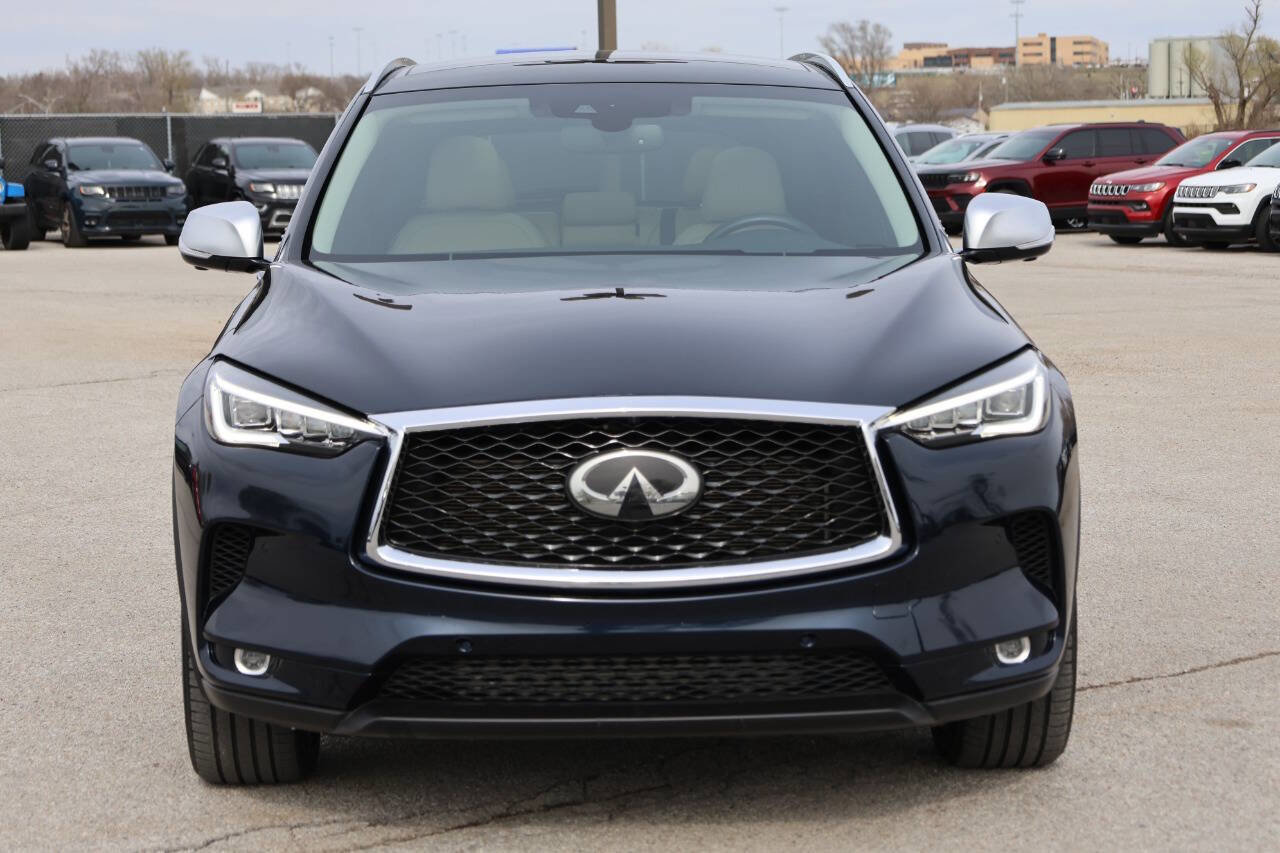 Used 2021 INFINITI QX50 Sensory w/ Accent Package image 2