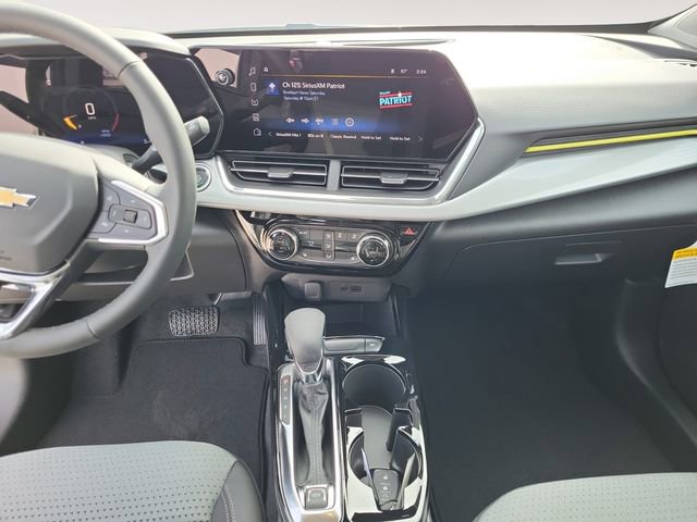 New 2026 Chevrolet Trax LT w/ Driver Confidence Package image 14