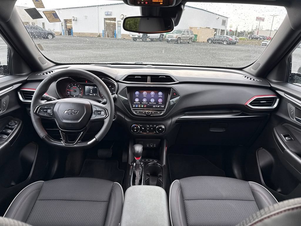 Used 2023 Chevrolet TrailBlazer RS w/ Convenience Package FWD image 13