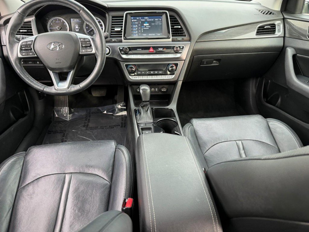 Used 2018 Hyundai Sonata Limited image 12