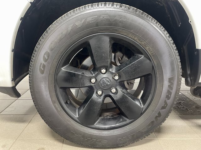 Used 2022 RAM 1500 Express w/ Wheel & Sound Group image 7