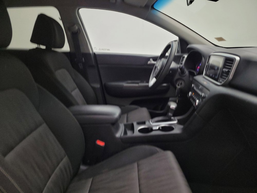 Used 2020 Kia Sportage LX image 21