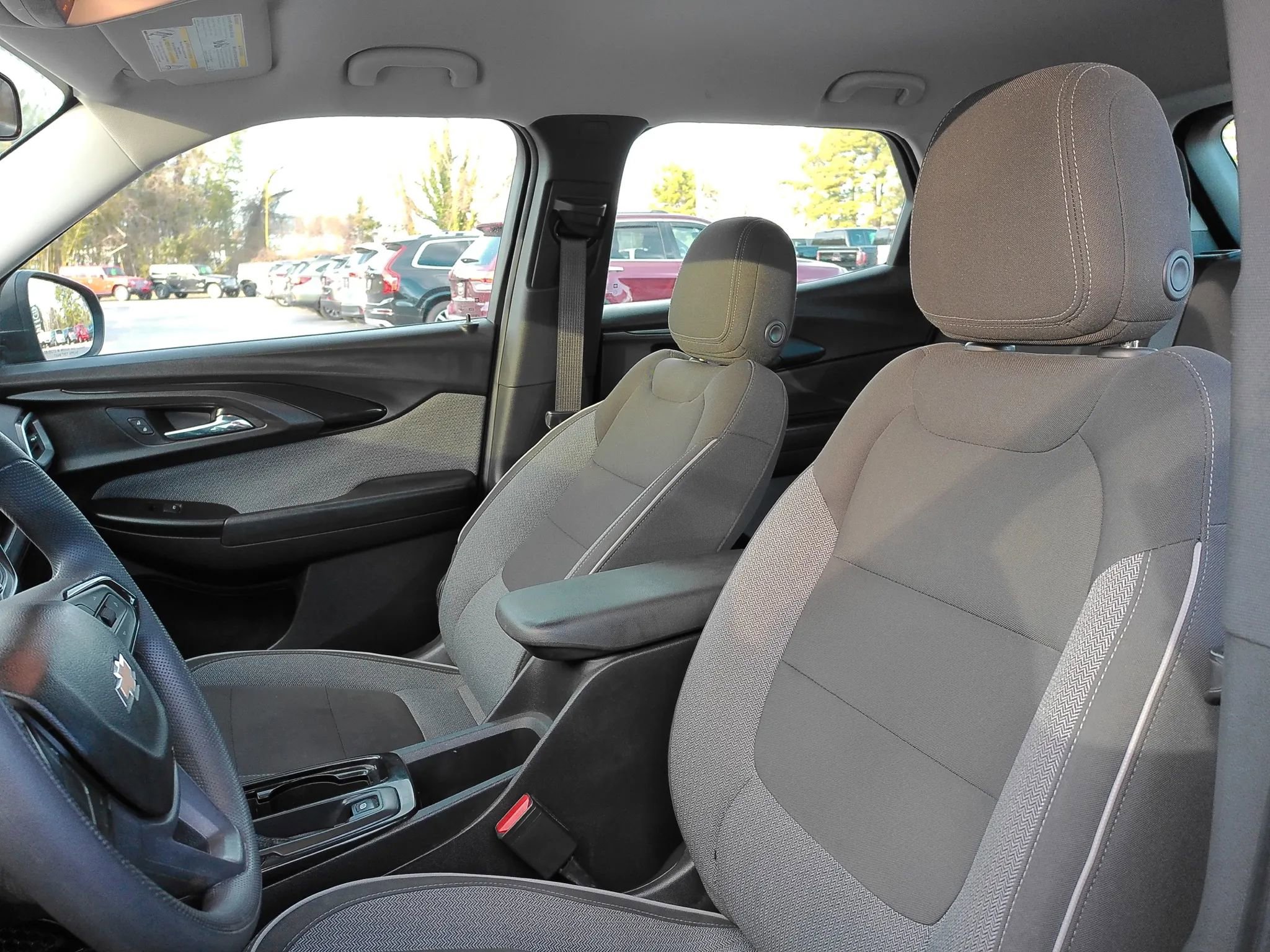 Used 2021 Chevrolet TrailBlazer LS image 23