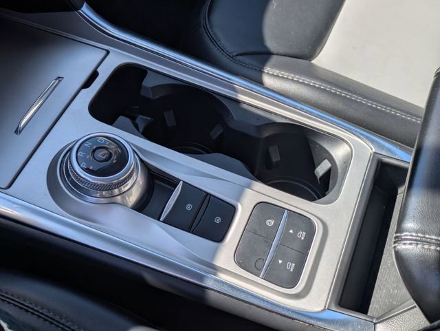 Used 2022 Ford Explorer XLT w/ Equipment Group 202A image 26