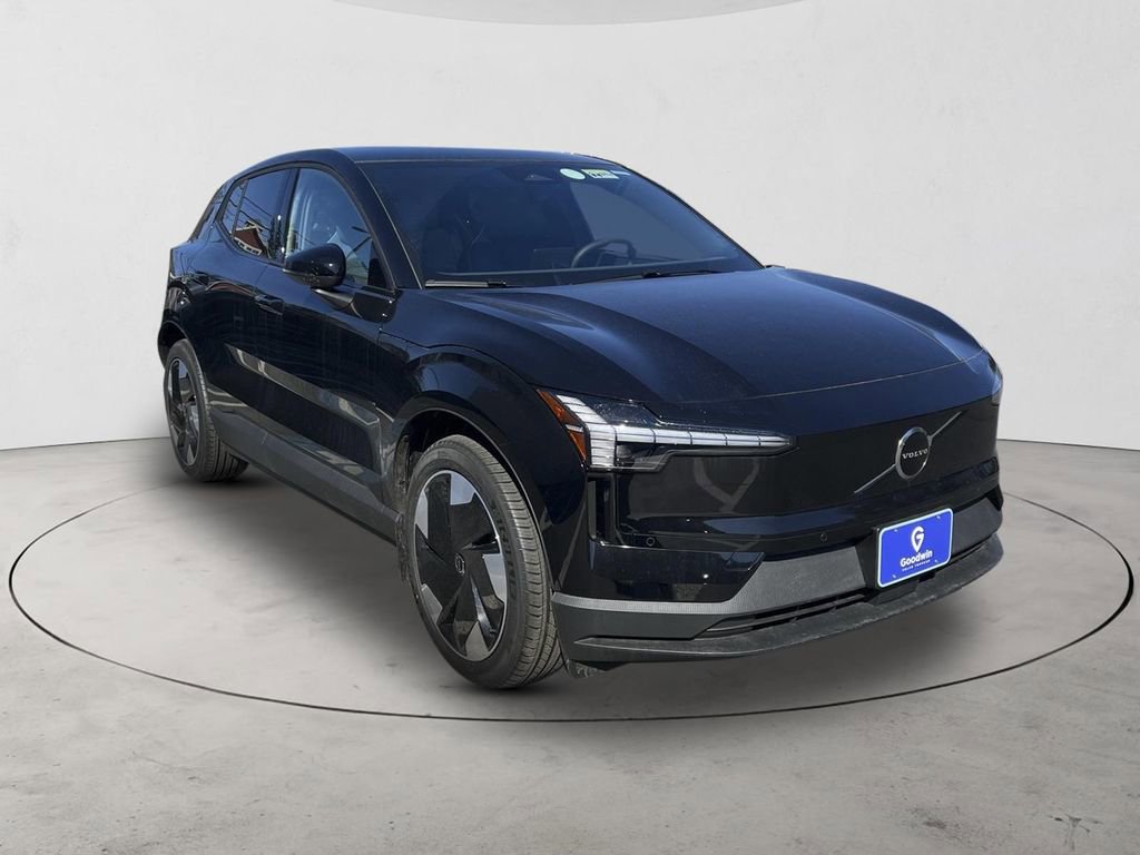 New 2026 Volvo EX30 Plus w/ Protection Package Premier AWD/4WD image 7