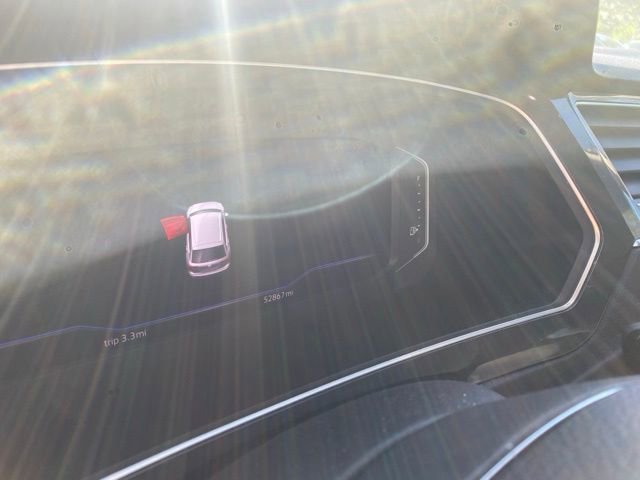 Used 2020 Volkswagen Tiguan SEL image 13