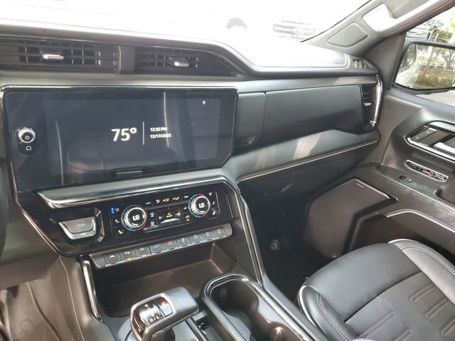 Used 2023 GMC Sierra 1500 AT4X image 27