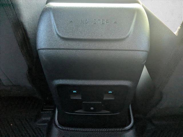 Used 2023 Ford Bronco w/ Sasquatch Package image 18