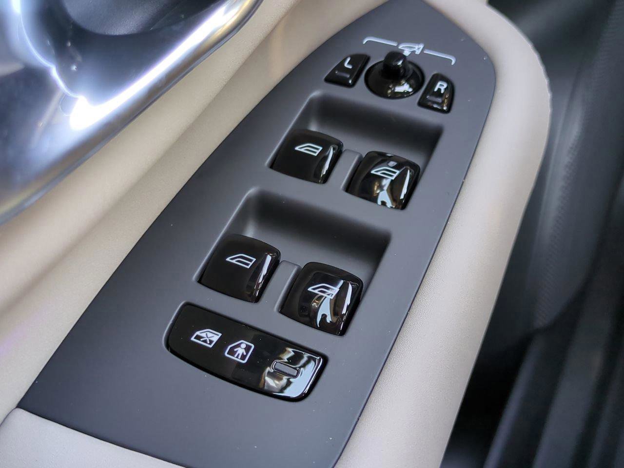 New 2026 Volvo XC90 B6 Plus AWD/4WD image 21