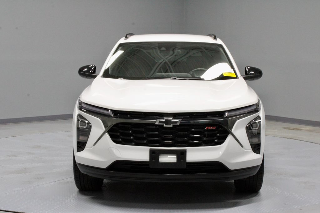 Used 2024 Chevrolet Trax RS FWD image 5