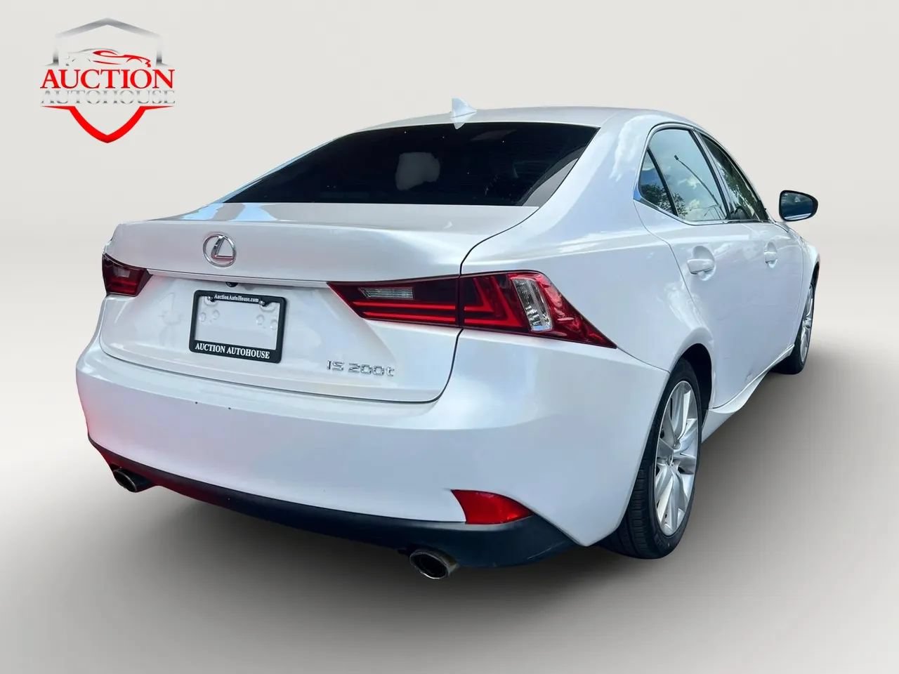 Used 2016 Lexus IS 200t RWD image 8