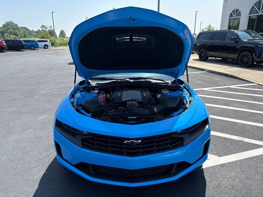 Used 2022 Chevrolet Camaro LT w/ Technology Package RWD image 24