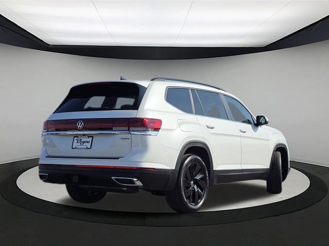 New 2026 Volkswagen Atlas SE image 7