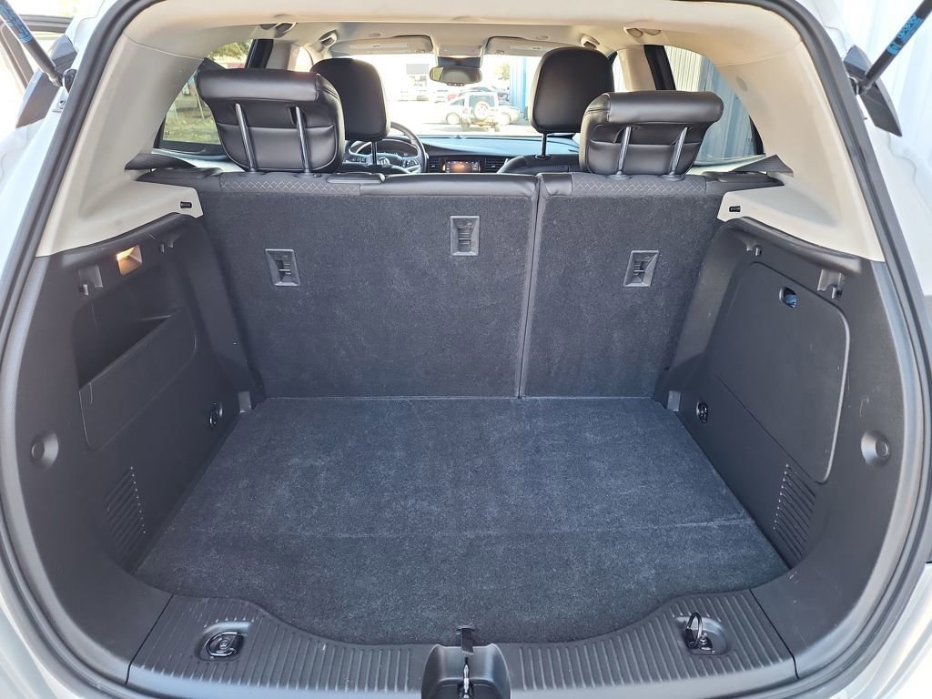 Used 2022 Buick Encore Preferred w/ Safety Package image 38