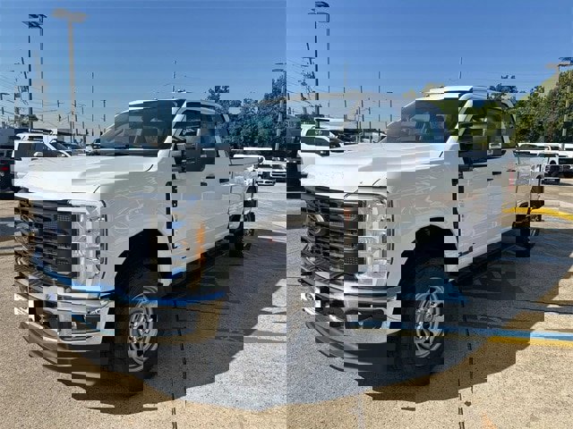 New 2026 Ford F350 XL image 3