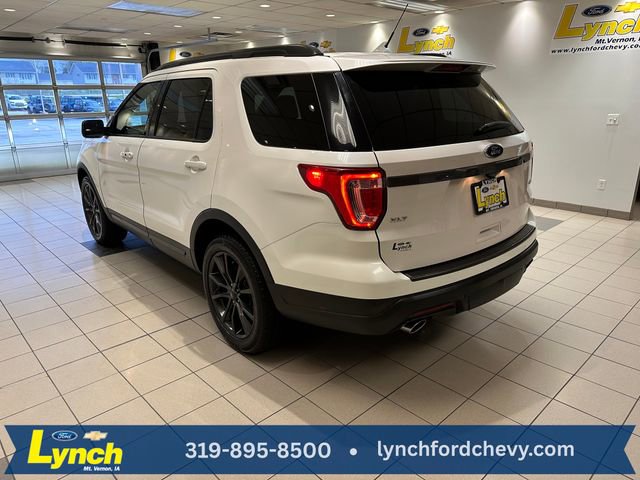 Used 2019 Ford Explorer XLT w/ Equipment Group 202A AWD/4WD image 26