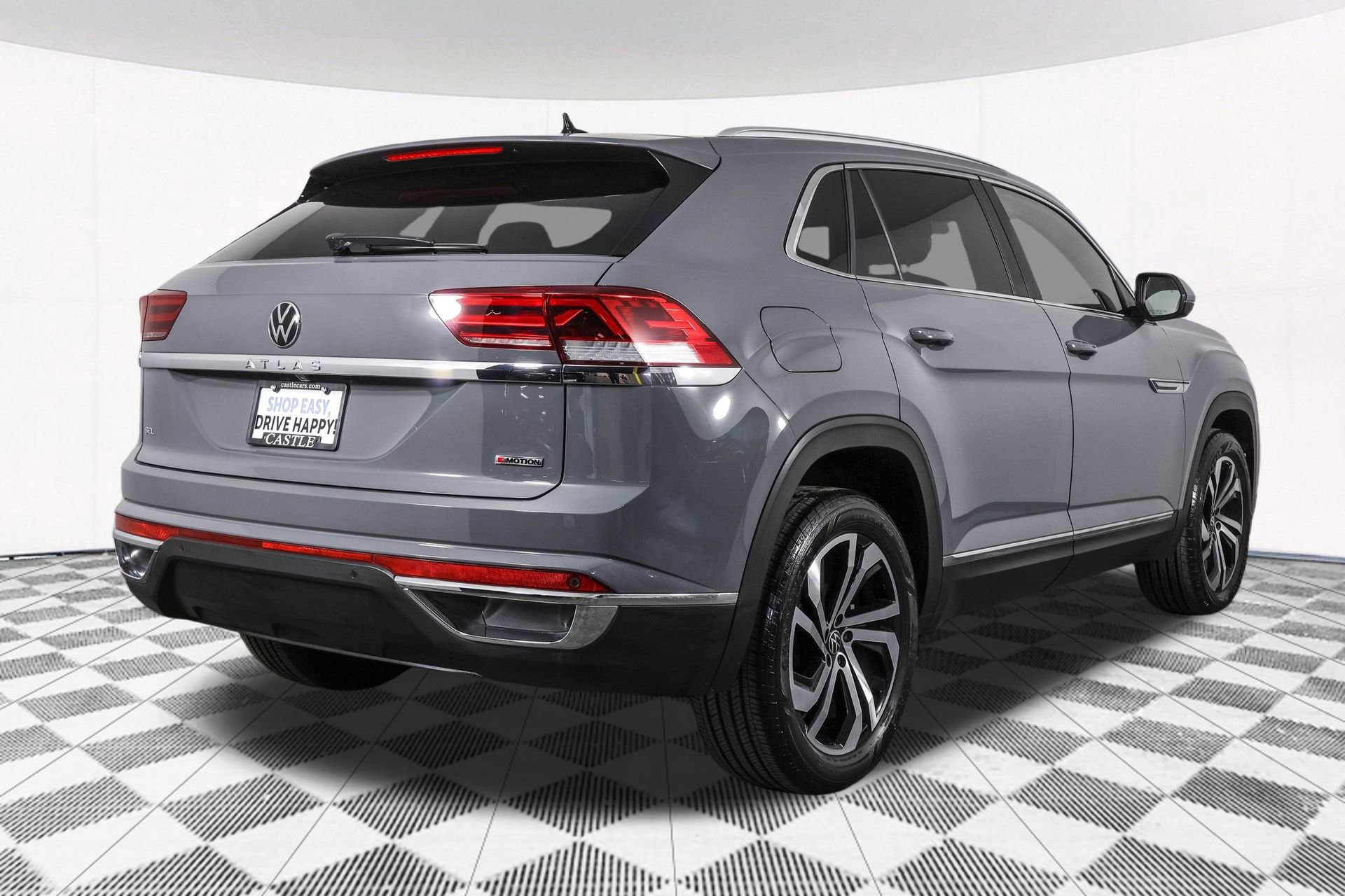 Used 2022 Volkswagen Atlas Cross Sport SEL image 19