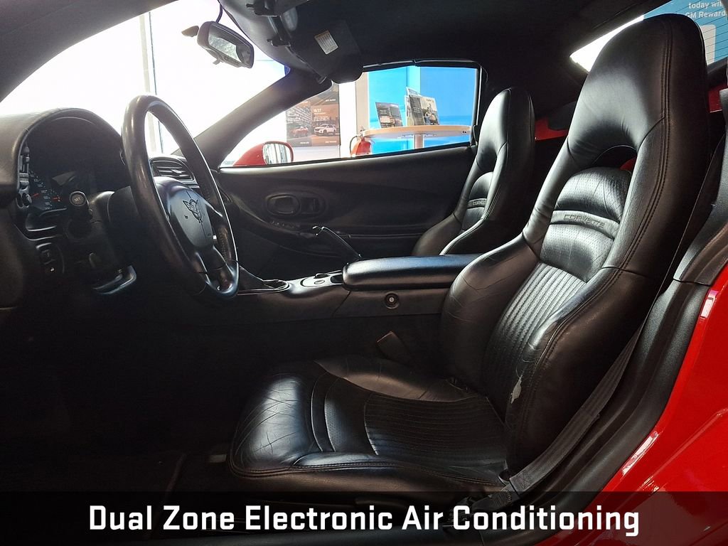 Used 1999 Chevrolet Corvette Convertible w/ Memory Pkg image 11