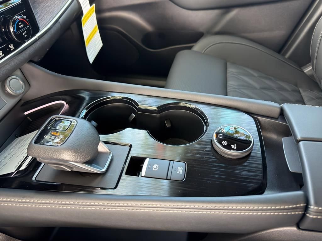 New 2026 Nissan Rogue Platinum image 29