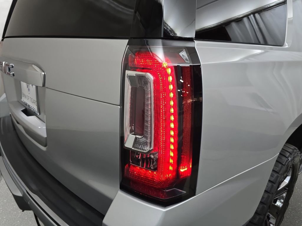 Used 2016 GMC Yukon Denali w/ Open Road Package image 34