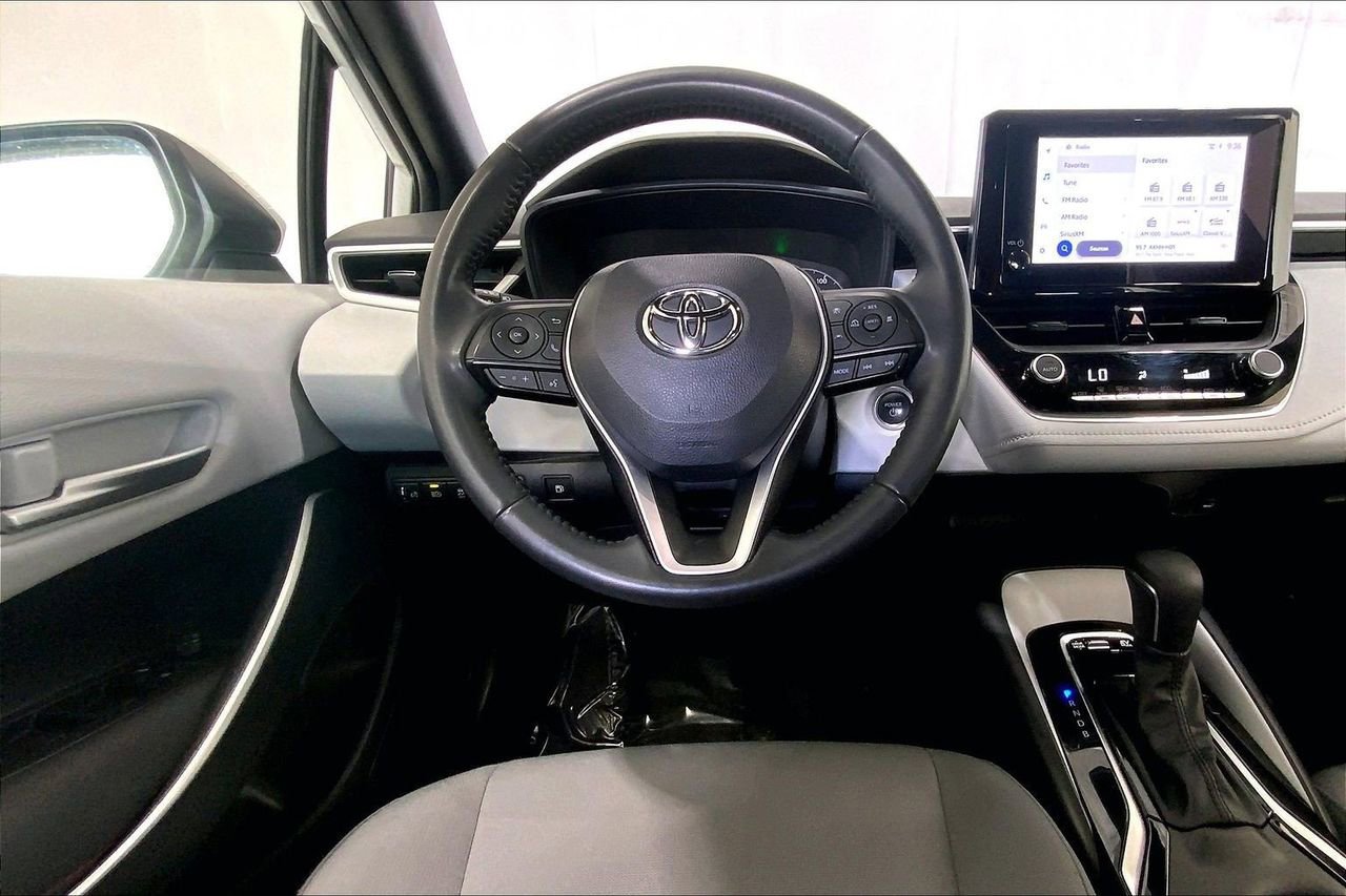 Used 2024 Toyota Corolla SE FWD image 4