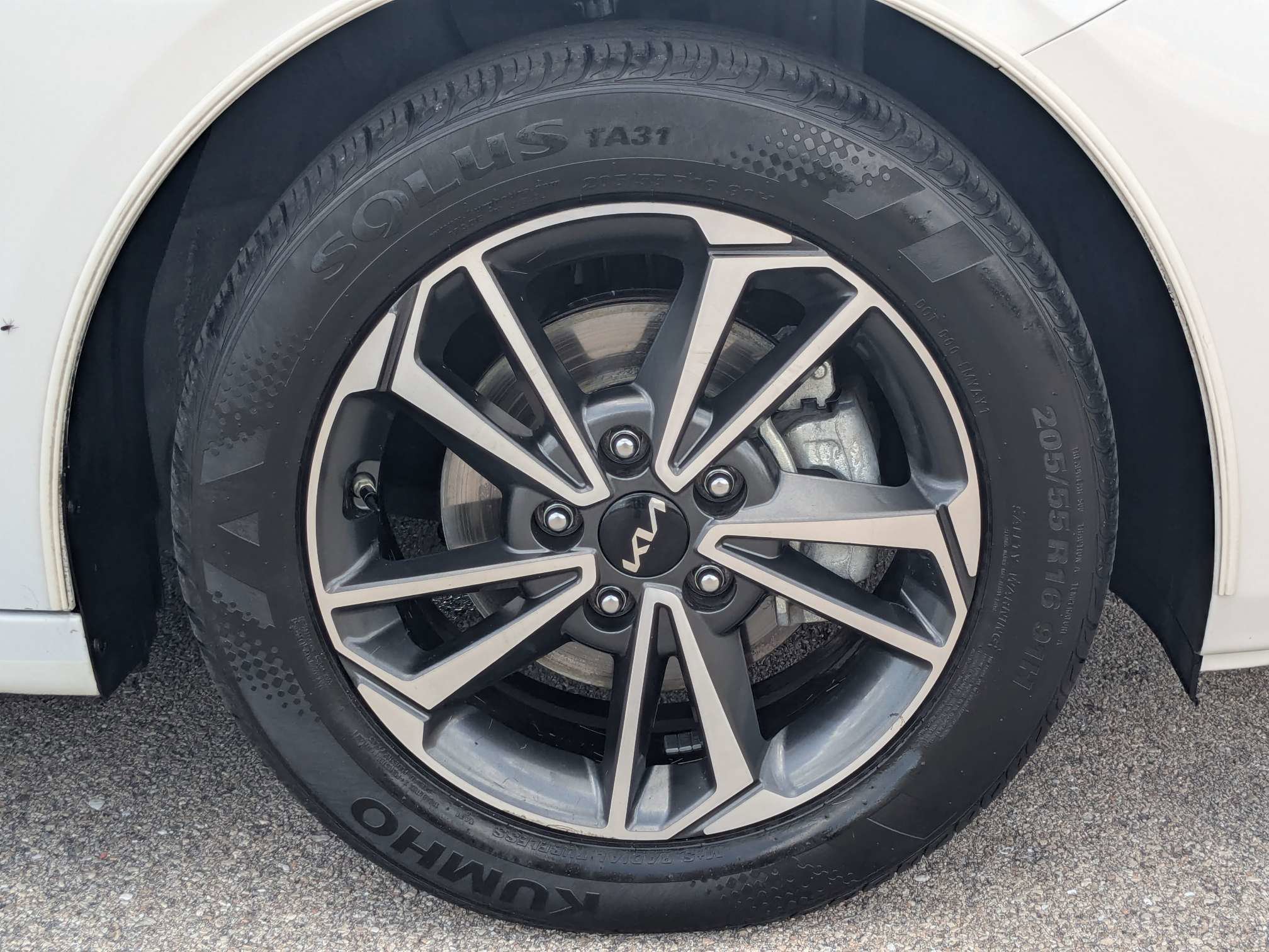 Certified 2022 Kia Forte LXS w/ LXS Technology Package FWD image 11