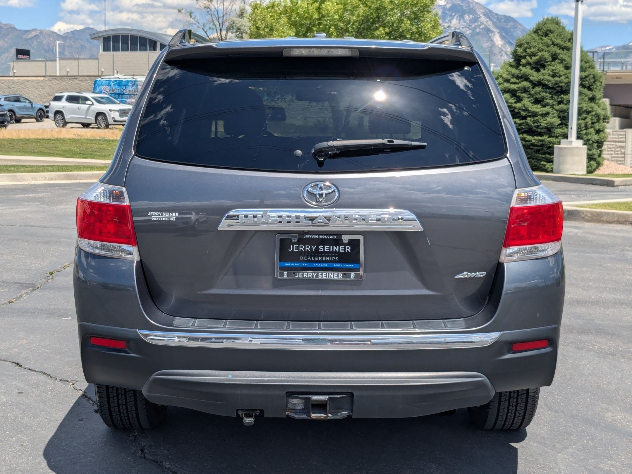 Used 2013 Toyota Highlander Limited AWD/4WD image 4