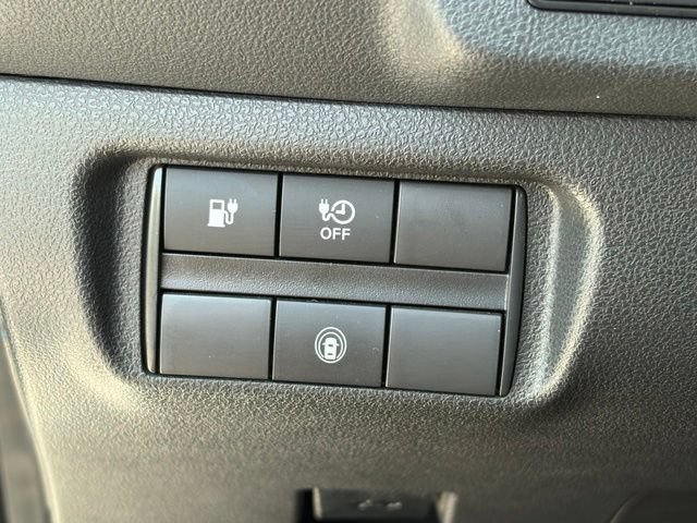 Used 2024 Nissan Leaf S FWD image 25