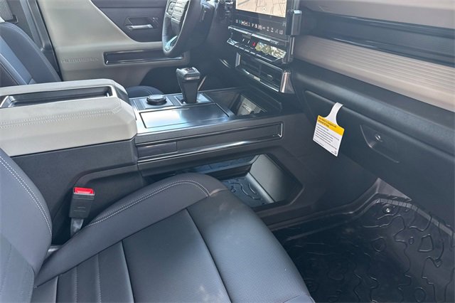 New 2026 GMC Hummer EV SUV w/ LPO, Sport Package image 18