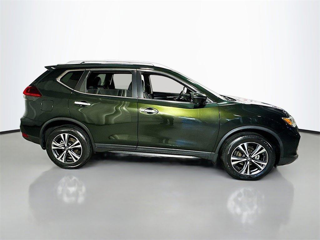 Used 2019 Nissan Rogue SV w/ Premium Package image 9