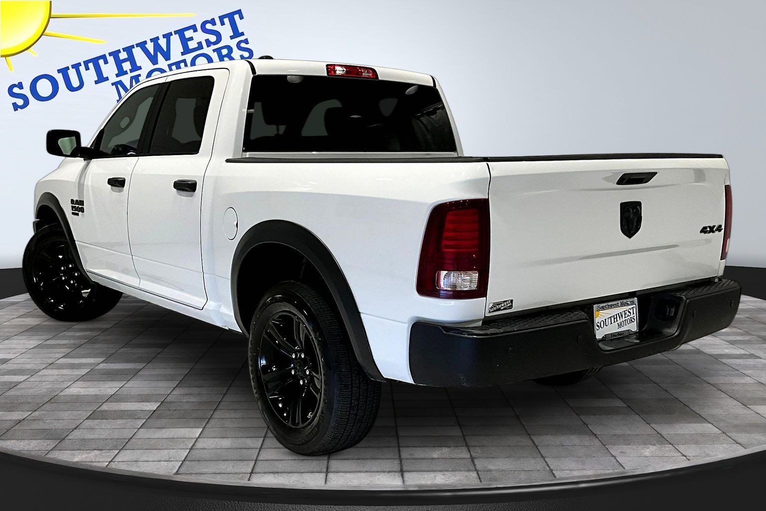 Used 2024 RAM 1500 Classic Warlock AWD/4WD image 5