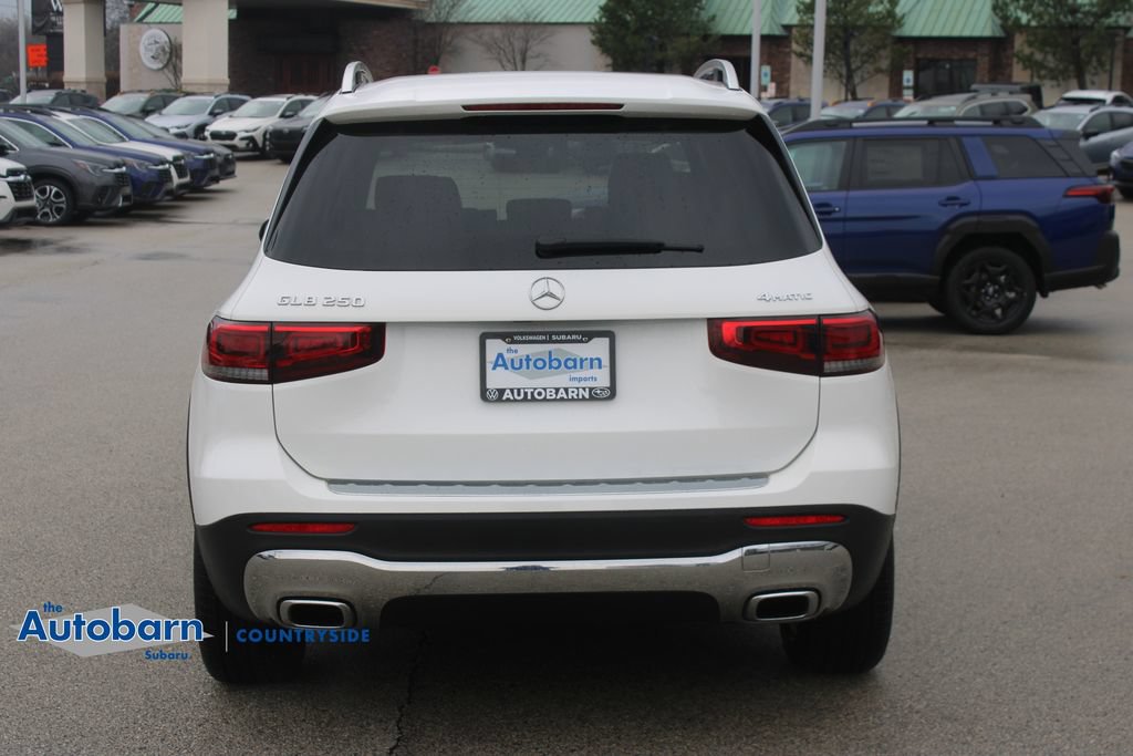 Used 2023 Mercedes-Benz GLB 250 4MATIC w/ Premium Package image 6