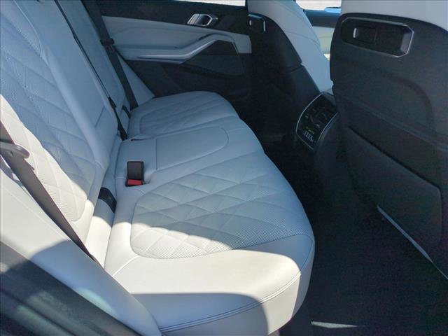 Used 2026 BMW X5 M60i image 21