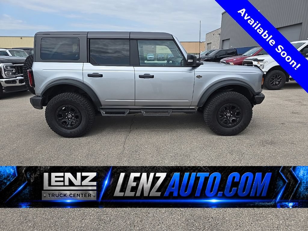 Used 2023 Ford Bronco Wildtrak AWD/4WD image 1