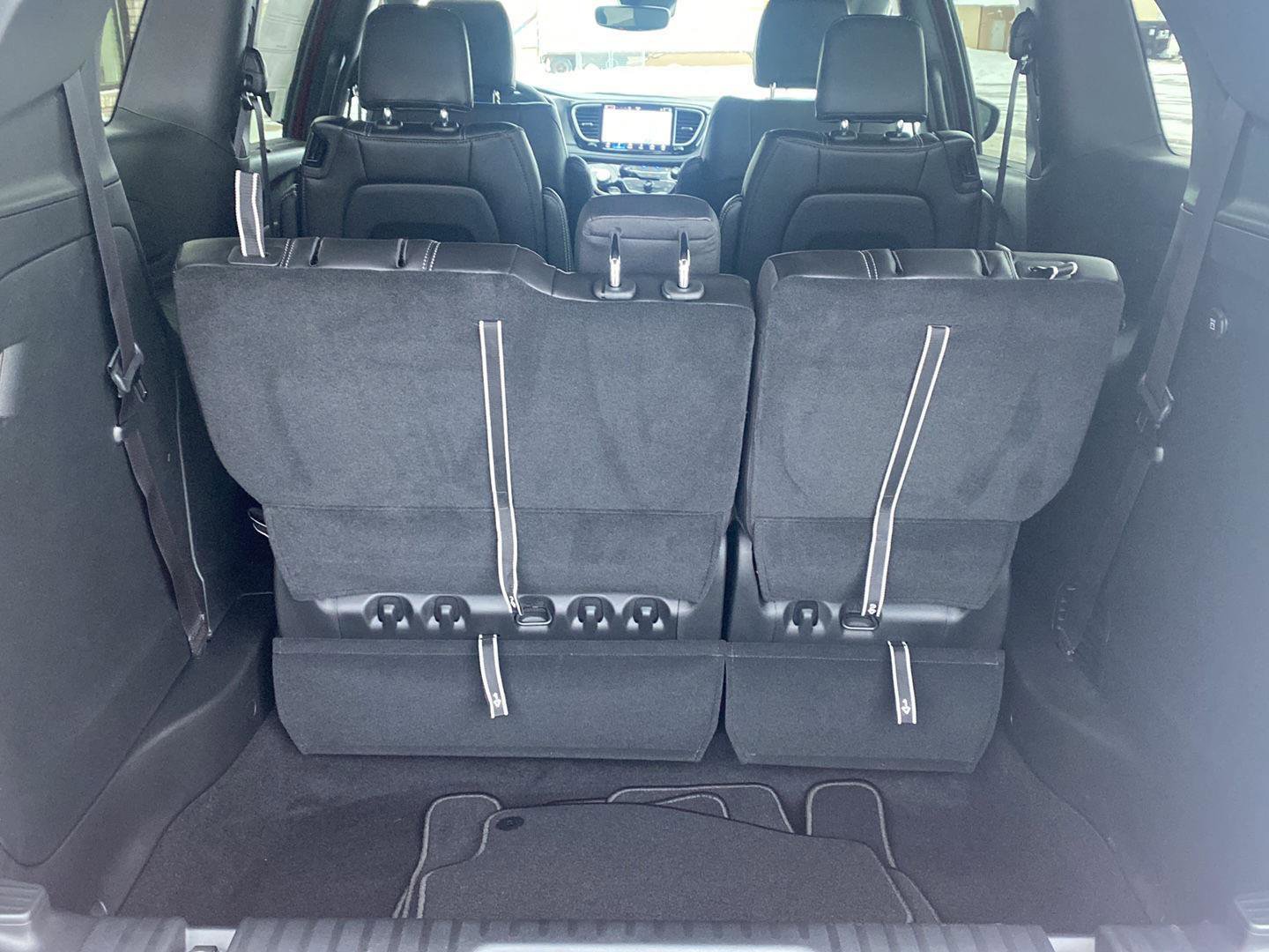 New 2026 Chrysler Pacifica Select image 20