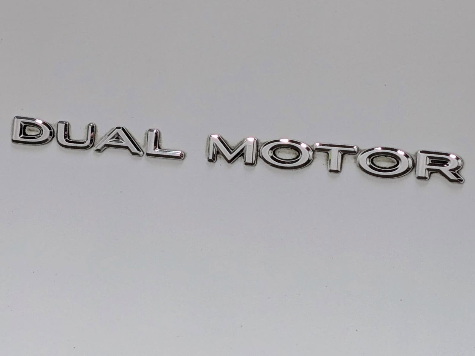 Used 2020 Tesla Model Y Long Range image 11