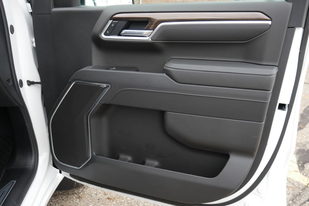 New 2026 Chevrolet Silverado 1500 LT AWD/4WD image 11