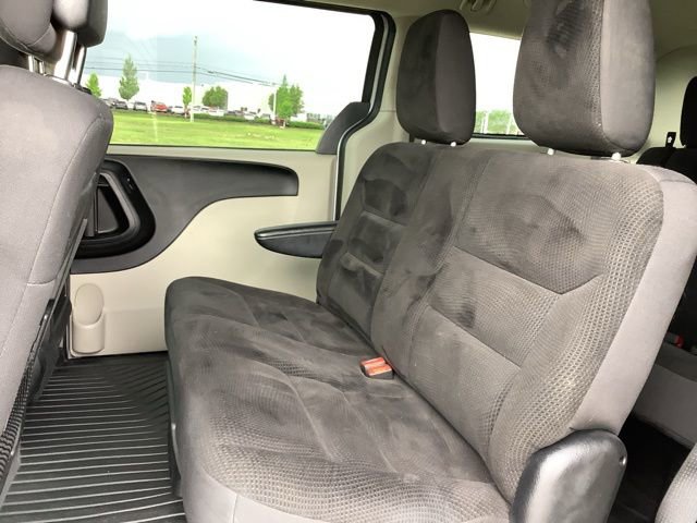 Used 2017 Dodge Grand Caravan SE w/ Power Window Group FWD image 20