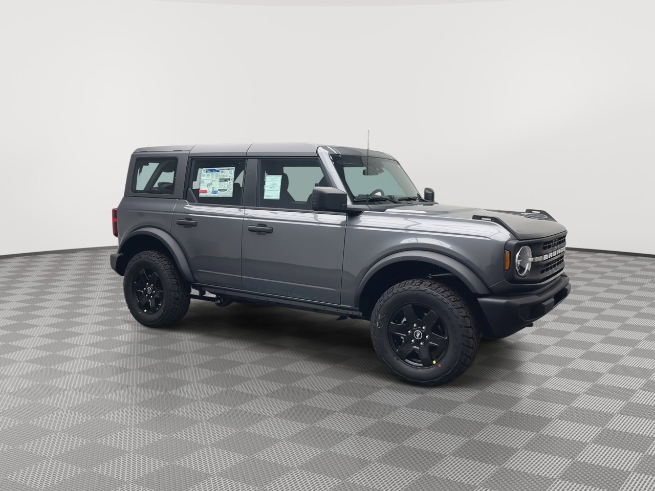 New 2025 Ford Bronco 4-Door image 33