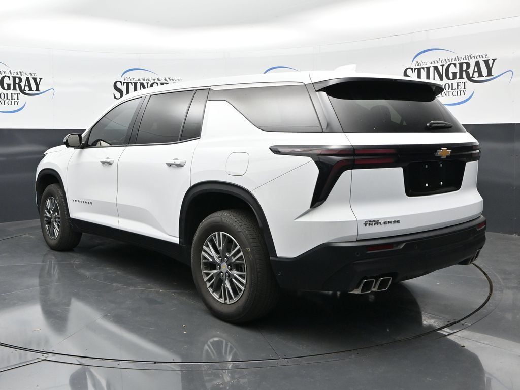 Certified 2024 Chevrolet Traverse LS FWD image 5