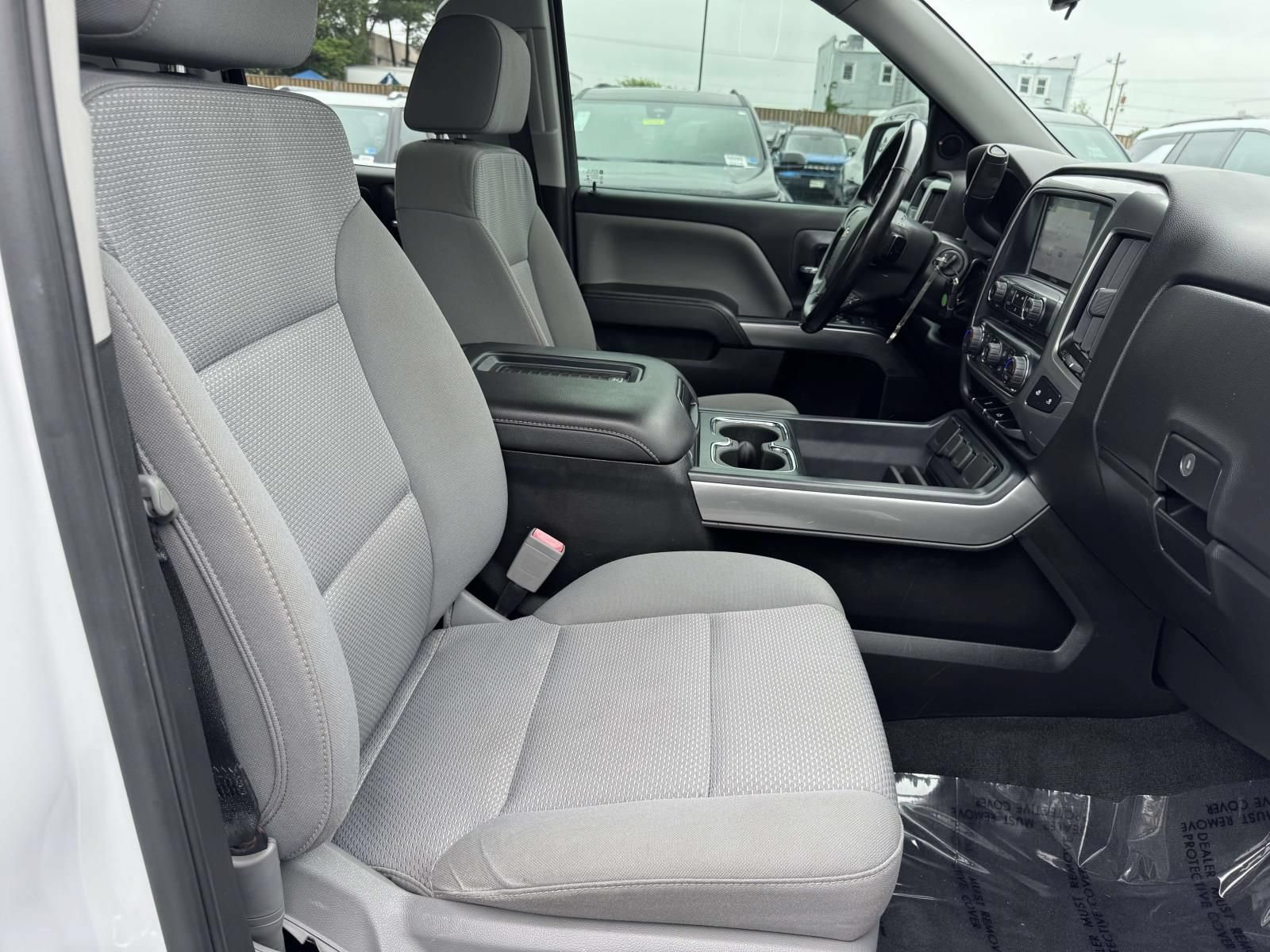 Used 2018 Chevrolet Silverado 1500 LT w/ All Star Edition AWD/4WD image 24