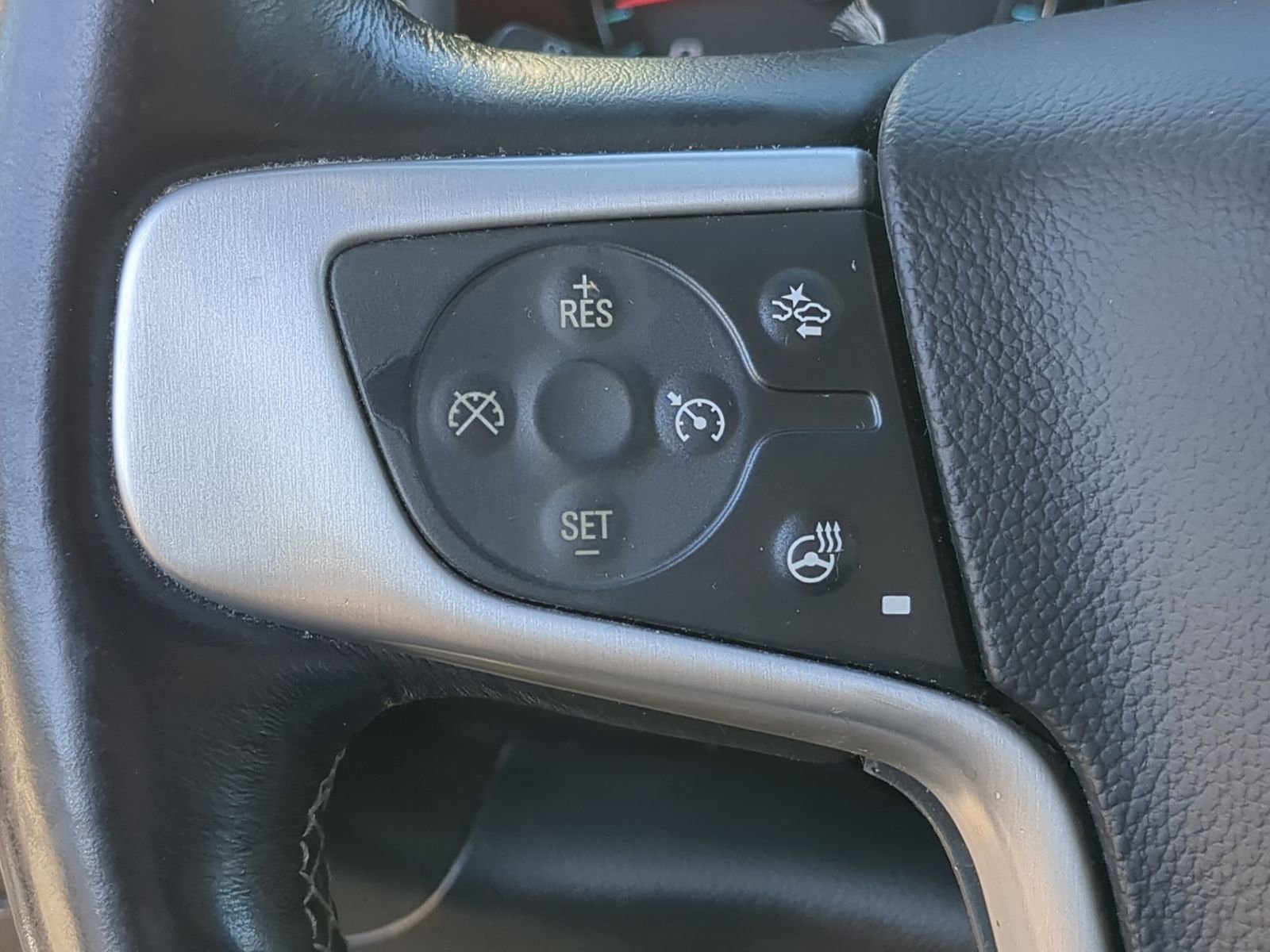 Used 2018 GMC Sierra 1500 SLT image 30