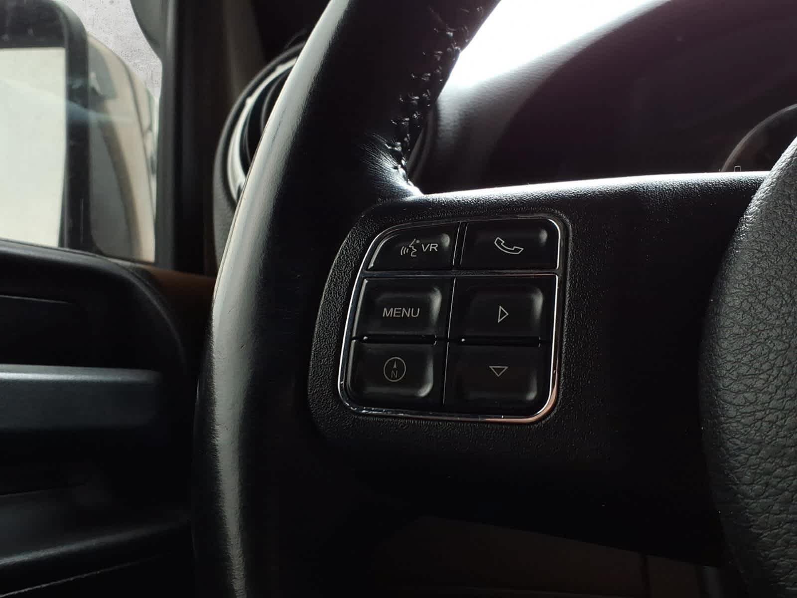 Used 2016 Jeep Wrangler Unlimited Sahara w/ Mopar Chrome Edition Group AWD/4WD image 19