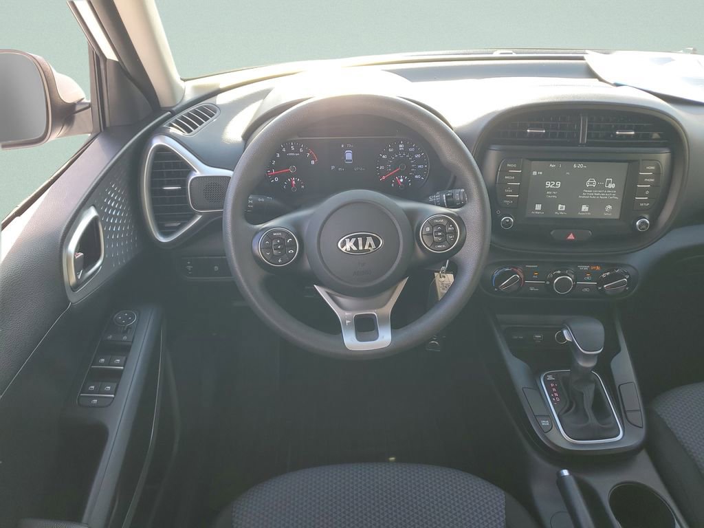 Used 2021 Kia Soul LX image 11