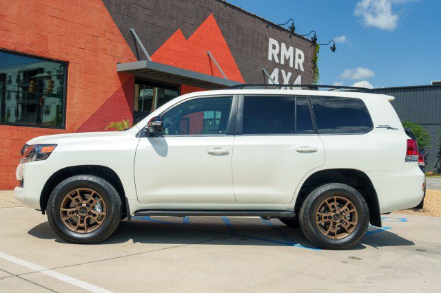 Used 2020 Toyota Land Cruiser Heritage Edition AWD/4WD image 8