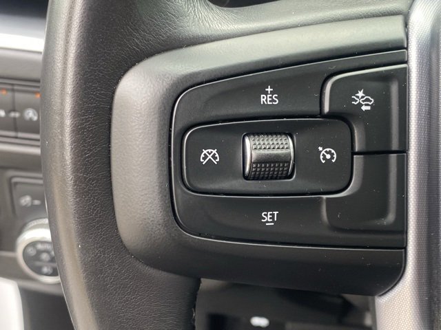 Used 2022 GMC Yukon SLE image 17