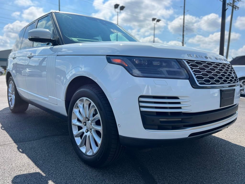 Used 2018 Land Rover Range Rover HSE image 11