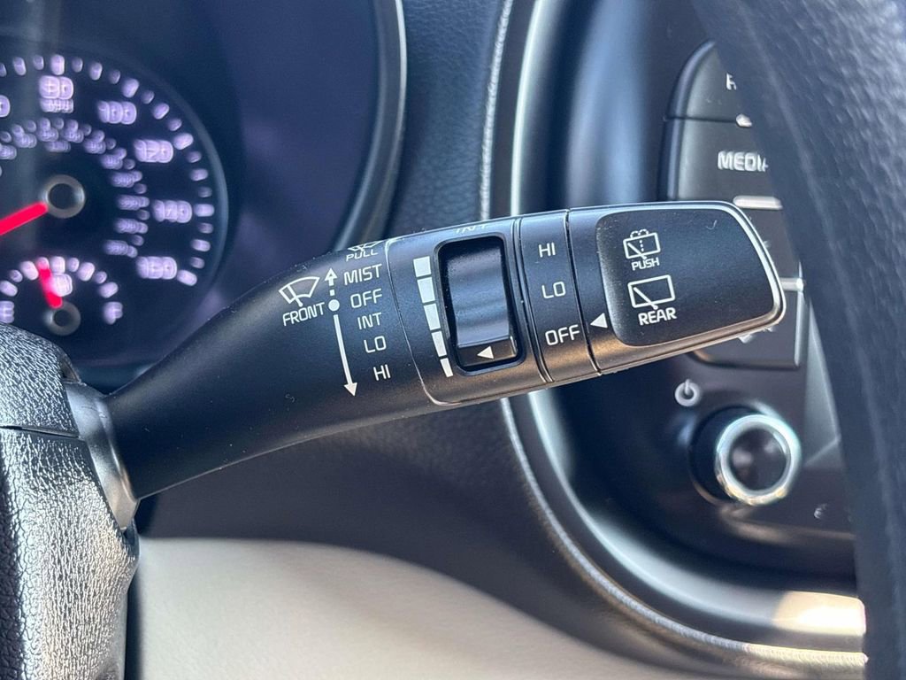 Certified 2021 Kia Soul LX image 27