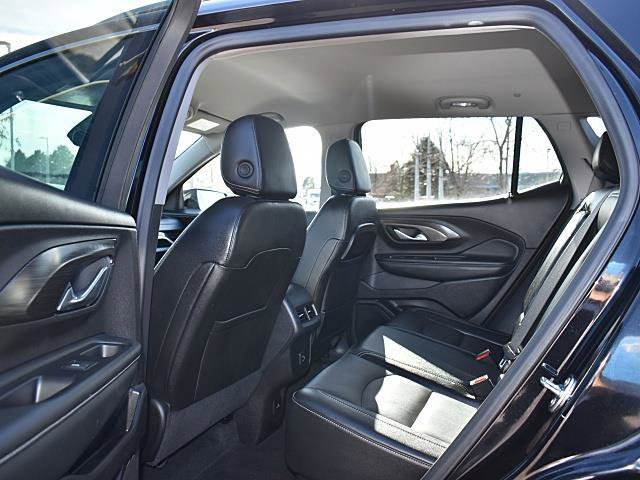 Used 2024 GMC Terrain SLT image 14